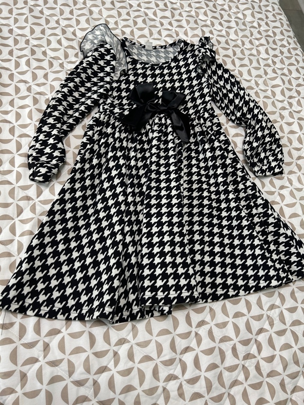 SHEIN Black & White Houndstooth Bow-Front Girls Dress